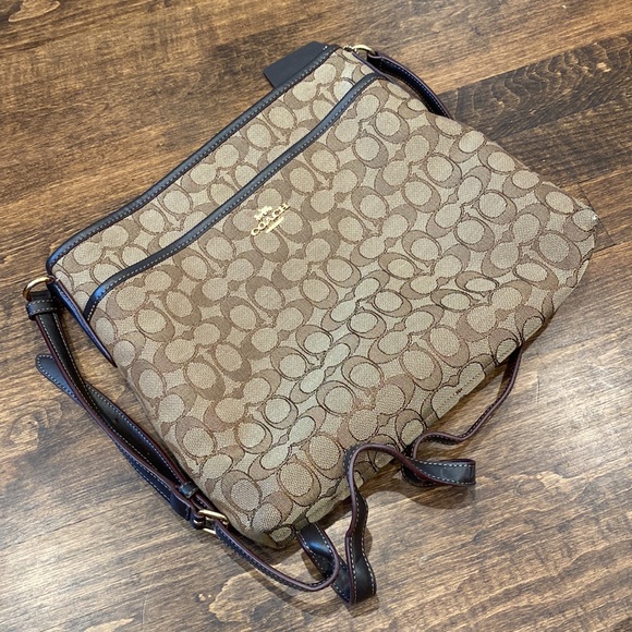 Coach Bag - Picture 12 of 12